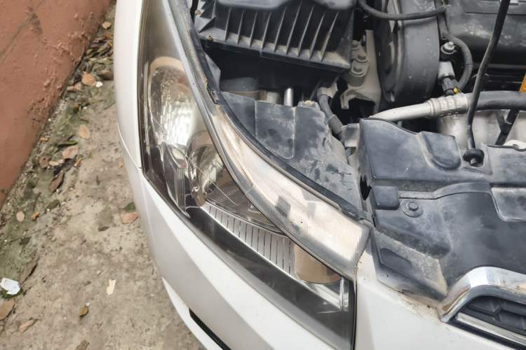 Used Chevrolet Cruze 2012 1.8L SE AT Right Front Headlight
