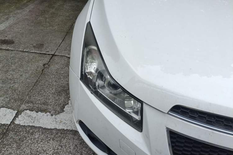 Used Chevrolet Cruze 2012 1.6T SE MT Right Front Headlight