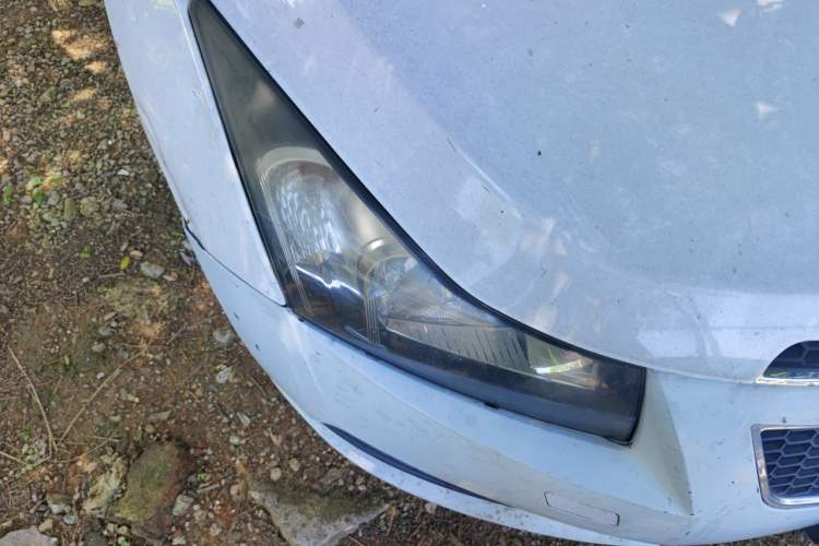 Used Chevrolet Cruze 2012 1.6L SL MT Right Front Headlight