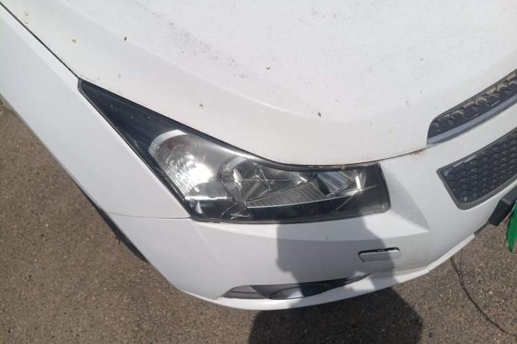 Used Chevrolet Cruze 2012 1.6L SL MT Right Front Headlight
