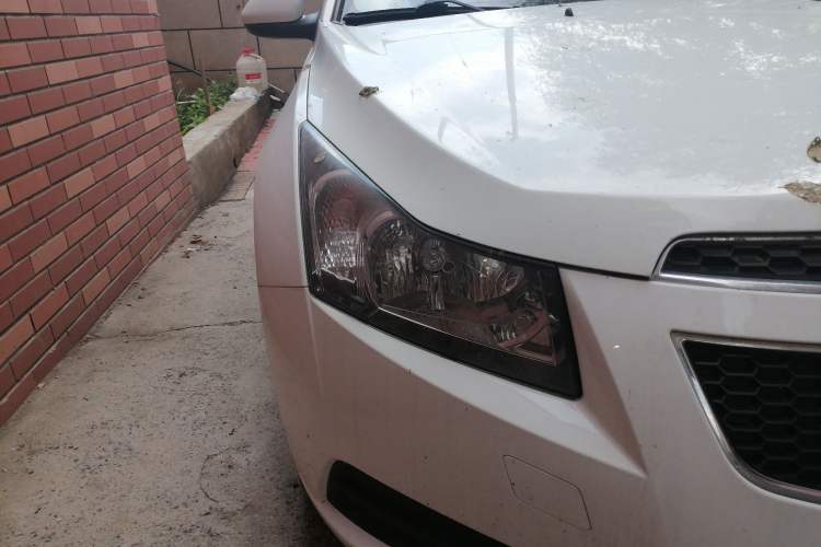 Used Chevrolet Cruze 2012 1.6L SL MT Right Front Headlight