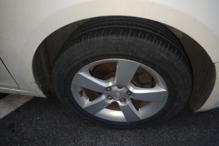 Used Chevrolet Cruze 2012 1.6L SE Automatic Right Front Wheel Hub