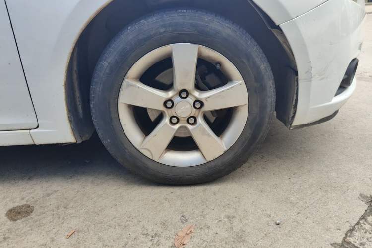 Used Chevrolet Cruze 2012 1.8L SE AT Right Front Wheel Hub