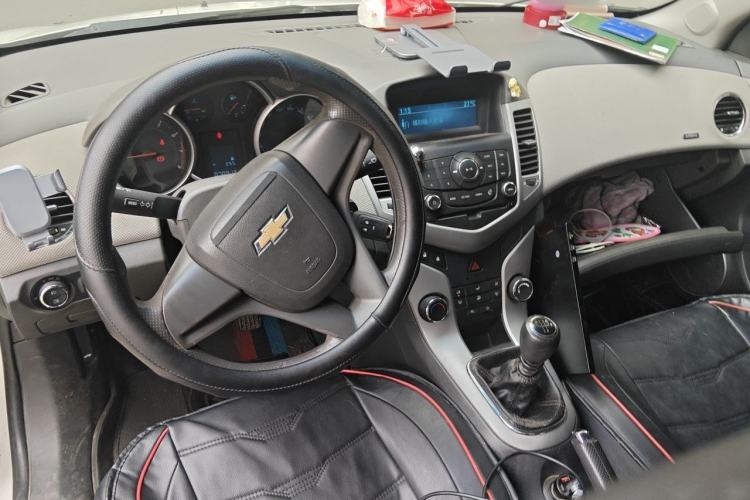 Used Chevrolet Cruze 2012 1.6L SE MT Steering Wheel
