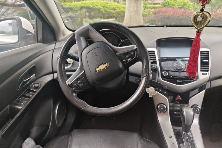 Used Chevrolet Cruze 2012 1.8L SX Automatic Transmission Steering Wheel