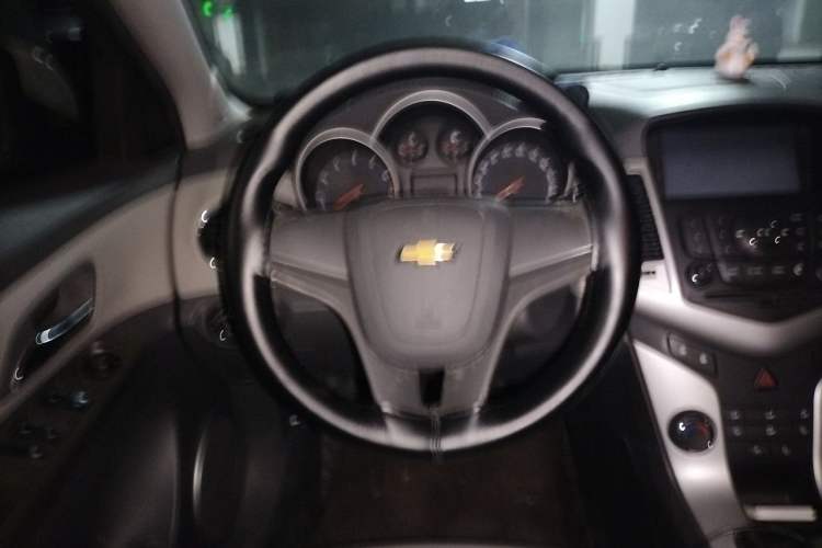 Used Chevrolet Cruze 2012 1.6L SE MT Steering Wheel