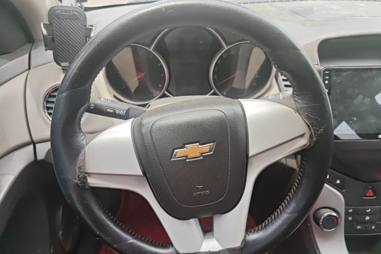 Used Chevrolet Cruze 2012 1.6L SL MT Steering Wheel