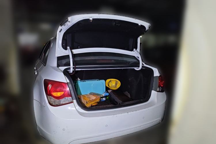 Used Chevrolet Cruze 2012 1.6L SE MT Trunk