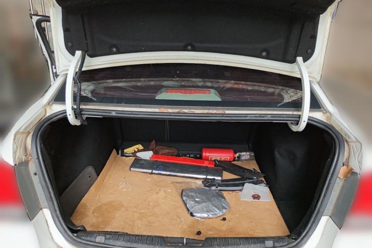 Used Chevrolet Cruze 2012 1.6L SL MT Trunk