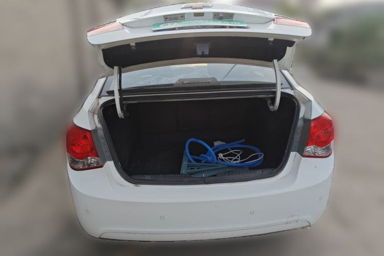 Used Chevrolet Cruze 2012 1.6L SE MT Trunk