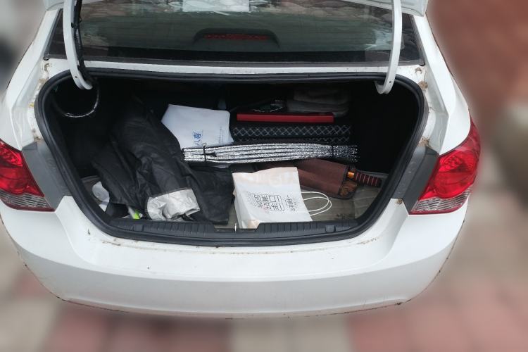 Used Chevrolet Cruze 2012 1.6L SL MT Trunk