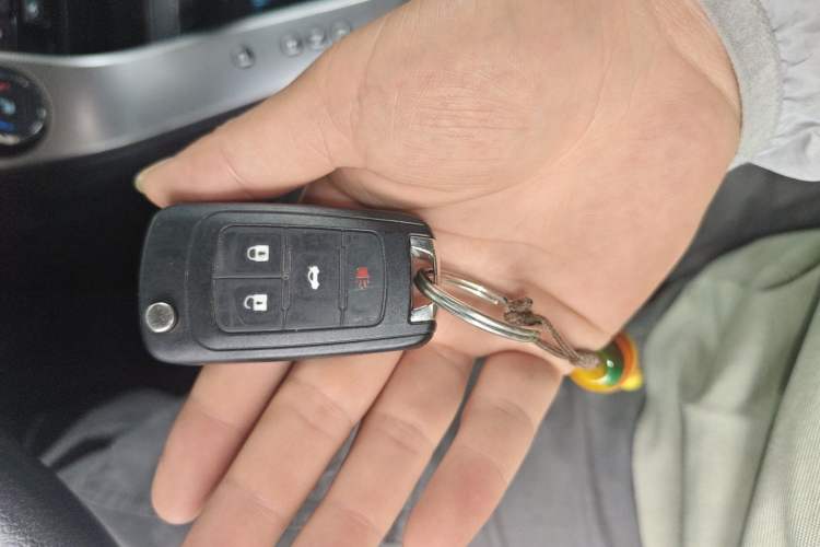 Used Chevrolet Cruze 2012 1.8L SX Automatic Transmission Vehicle Key
