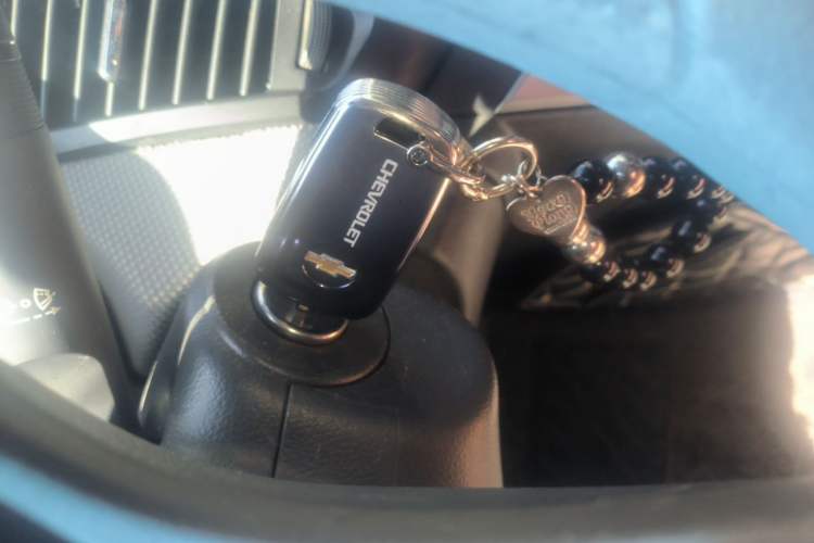 Used Chevrolet Cruze 2012 1.6L SE MT Vehicle Key