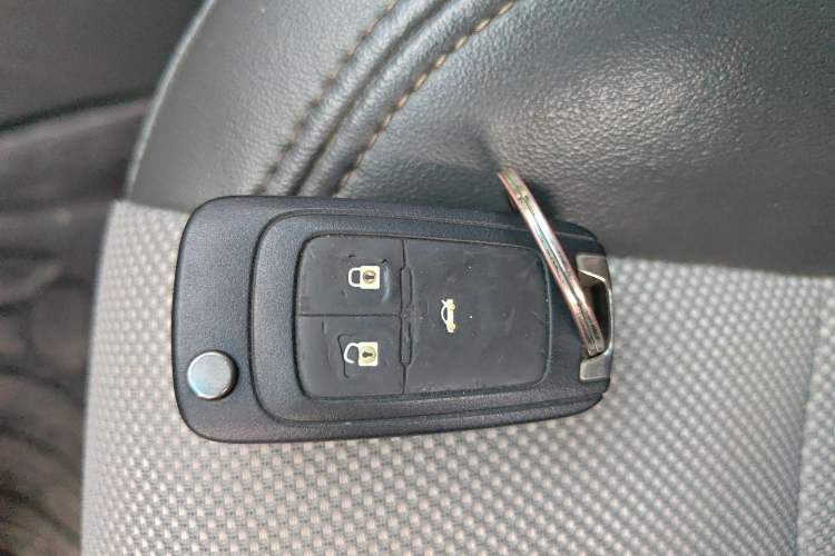 Used Chevrolet Cruze 2012 1.6L SE Automatic Vehicle Key