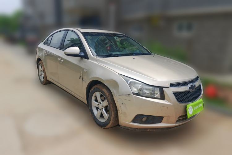 Used Chevrolet Cruze 2012 1.8L SE AT Front Right 45 Deg