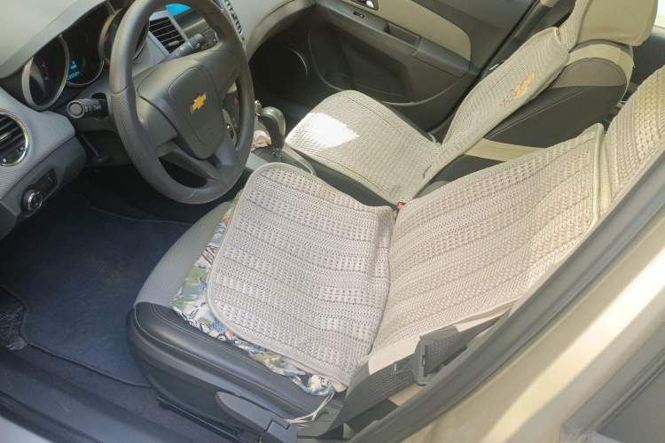 Used Chevrolet Cruze 2012 1.8L SE AT Left Front Seat