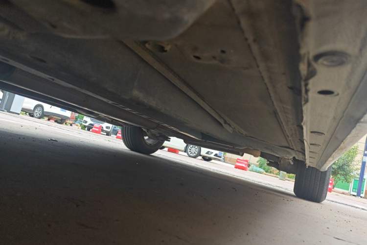 Used Chevrolet Cruze 2013 1.6L SE MT Chassis Front Left