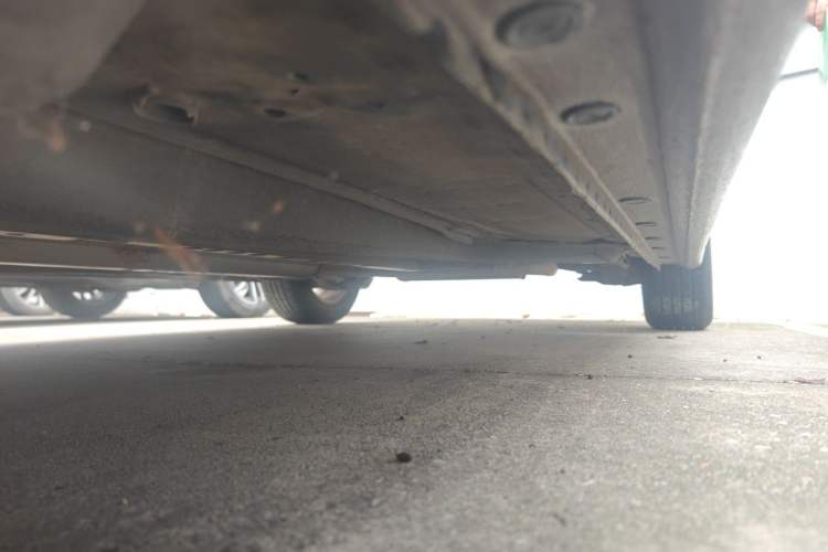 Used Chevrolet Cruze 2013 1.6L SE MT Chassis Front Left