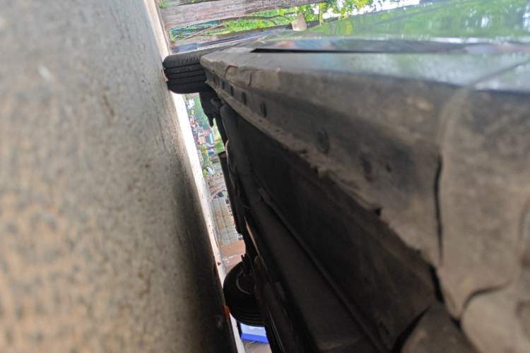 Used Chevrolet Cruze 2013 1.6L SE MT Chassis Front Right