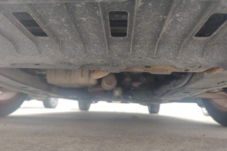 Used Chevrolet Cruze 2013 1.6L SE MT Chassis Front