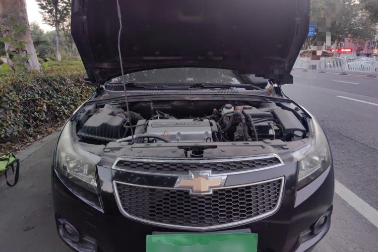Used Chevrolet Cruze 2013 1.8L SE AT Engine Bay