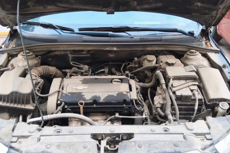 Used Chevrolet Cruze 2013 1.6L SE AT Engine Bay