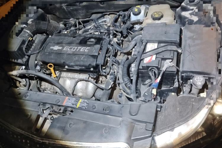 Used Chevrolet Cruze 2013 1.6L SE MT Engine Bay