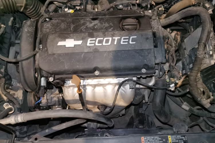 Used Chevrolet Cruze 2013 1.6L SL Sunroof Edition MT Engine Bay