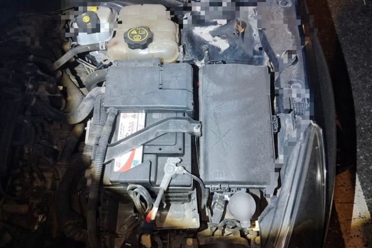 Used Chevrolet Cruze 2013 1.6L SE MT Engine Bay Left