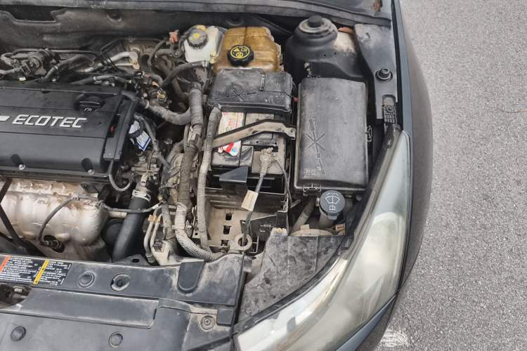Used Chevrolet Cruze 2013 1.6L SL Grand Edition Automatic Engine Bay Left