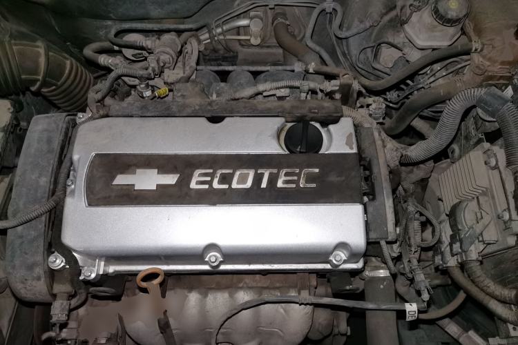 Used Chevrolet Cruze 2013 1.6L SE MT Engine Bay