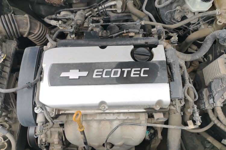 Used Chevrolet Cruze 2013 1.6L SL MT Engine Bay