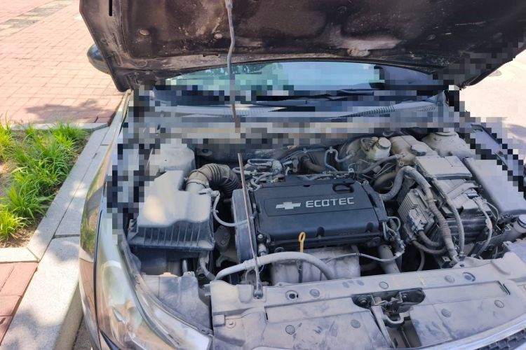 Used Chevrolet Cruze 2013 1.6L SE MT Engine Bay Right