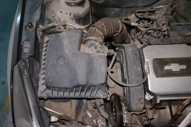 Used Chevrolet Cruze 2013 1.6L SE MT Engine Bay Right