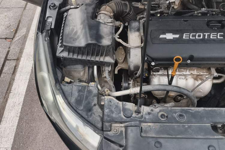 Used Chevrolet Cruze 2013 1.6L SL Grand Edition Automatic Engine Bay Right