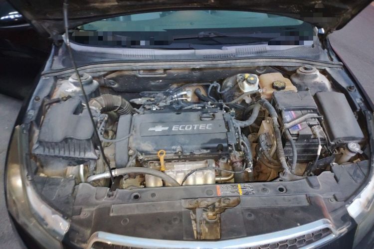 Used Chevrolet Cruze 2013 1.6L SL MT Engine Bay