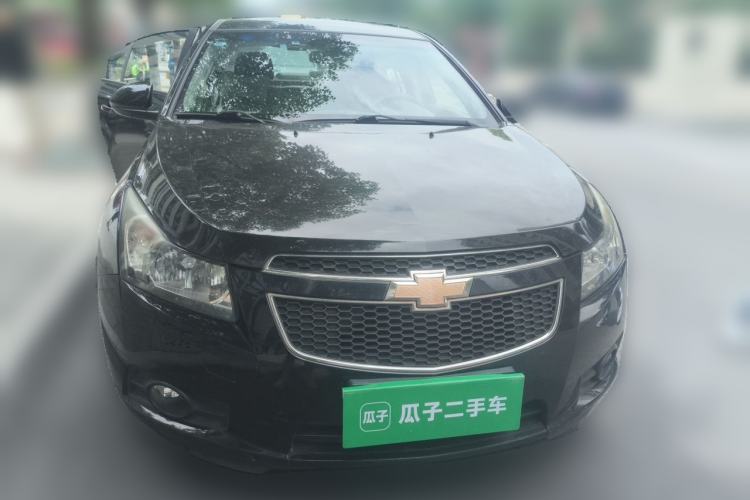 Used Chevrolet Cruze 2013 1.6L SE MT Front