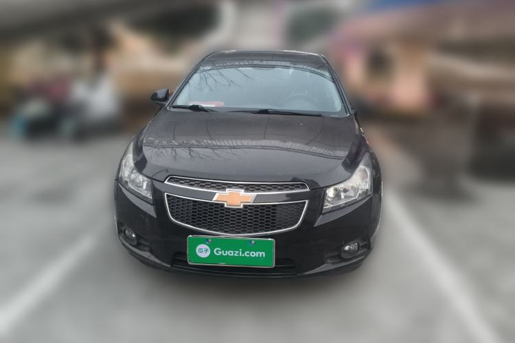 Used Chevrolet Cruze 2013 Hatchback 1.6L Manual Luxury Model Front