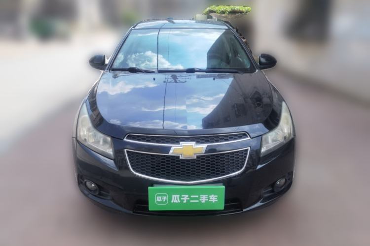 Used Chevrolet Cruze 2013 1.6L SE MT Front