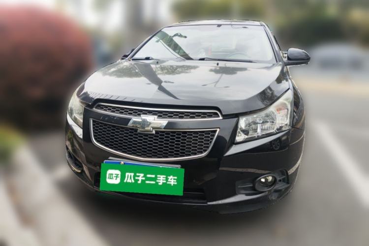 Used Chevrolet Cruze 2013 1.6L SE MT Front