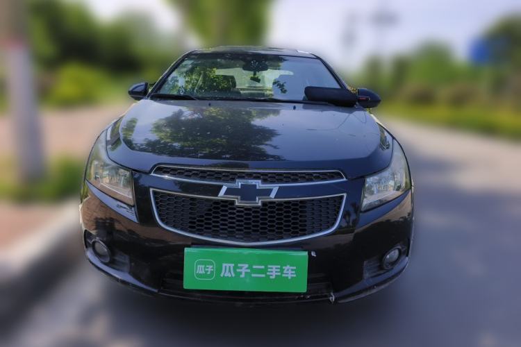 Used Chevrolet Cruze 2013 1.6L SE MT Front