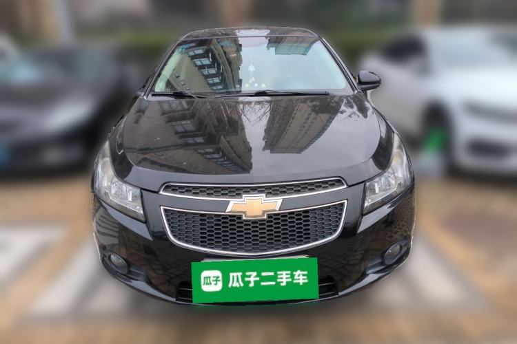 Used Chevrolet Cruze 2013 Hatchback 1.6T Automatic Flagship Model Front