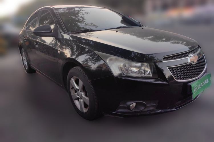 Used Chevrolet Cruze 2013 1.8L SE AT Front Right 45 Deg