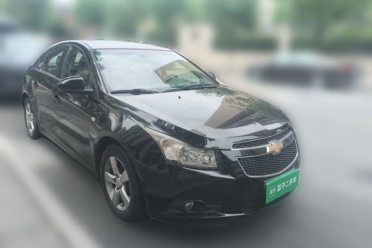 Used Chevrolet Cruze 2013 1.6L SE MT Front Right 45 Deg