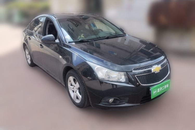 Used Chevrolet Cruze 2013 1.6L SE MT Front Right 45 Deg
