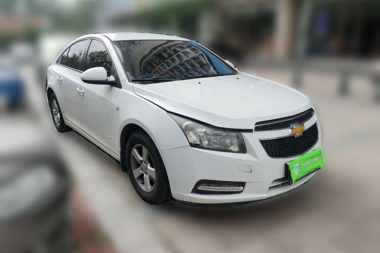 Used Chevrolet Cruze 2013 1.6L SL MT Front Right 45 Deg