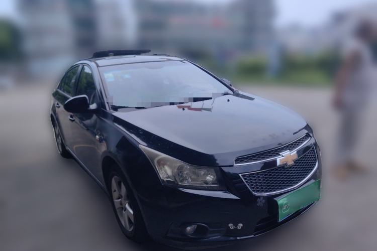 Used Chevrolet Cruze 2013 1.6L SE MT Front Right 45 Deg