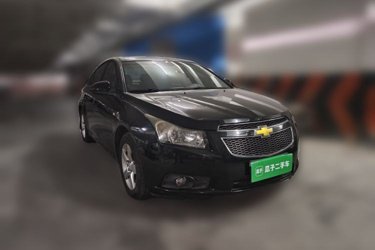 Used Chevrolet Cruze 2013 1.8L SE AT Front Right 45 Deg