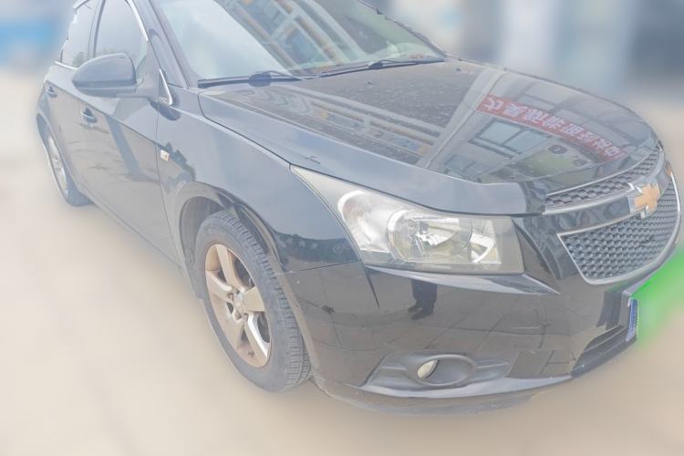 Used Chevrolet Cruze 2013 1.6L SE MT Front Right 45 Deg