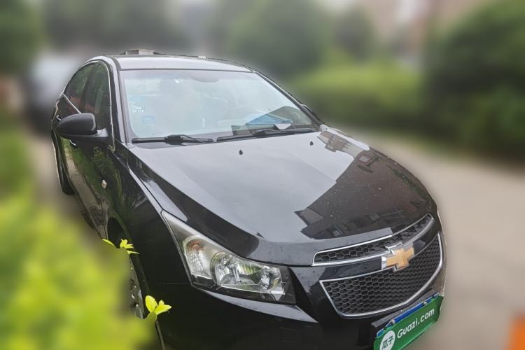 Used Chevrolet Cruze 2013 1.6L SL MT Front Right 45 Deg